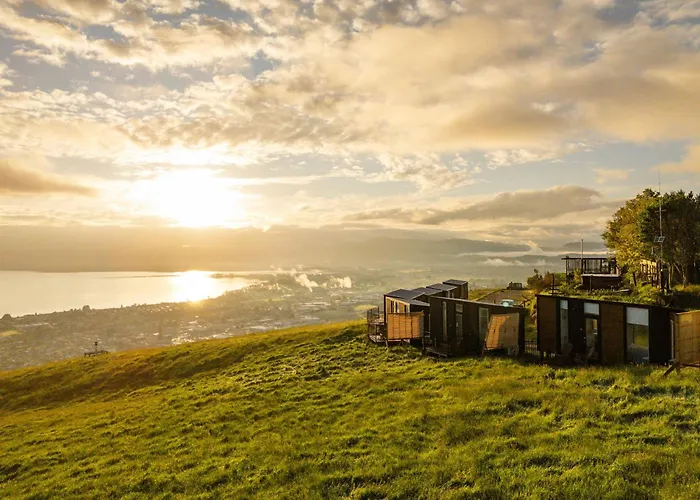 Aorangi Peak 10 By Tiny Away Holiday home *